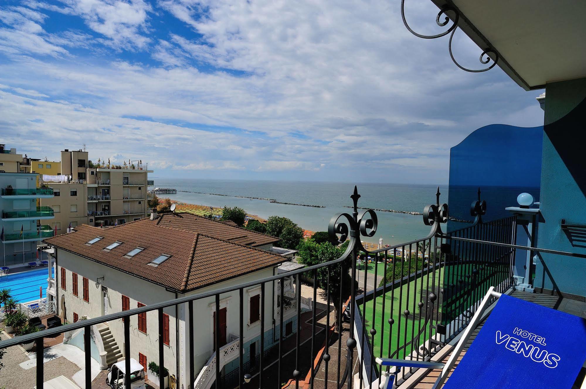 Hotel Venus Gabicce Mare Extérieur photo
